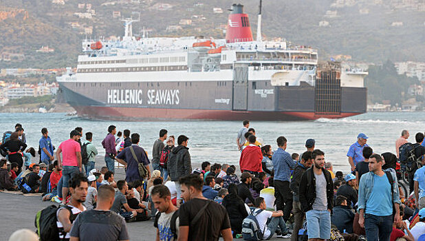 У берегов Турции и Греции утонули две лодки с беженцами