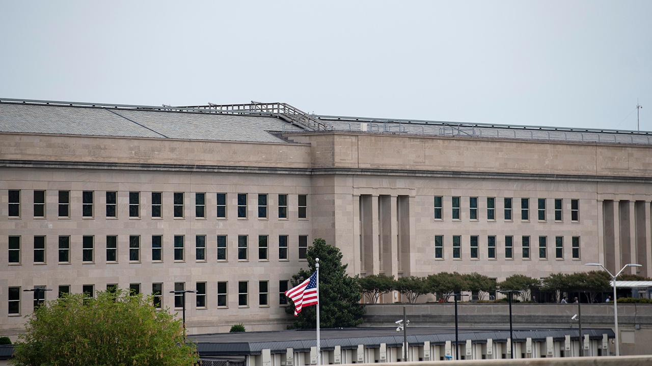 В США ограничили перемещение журналистов по Пентагону