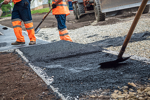 Власти прокомментировали жалобу кузбассовца на укладку асфальта на снег в Шерегеше