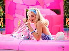 Фильм "Барби" обогнал "Оппенгеймер" по кассовым сборам