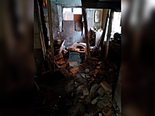 Взрыв в Кузбассе разнёс дом: хозяйка пострадала