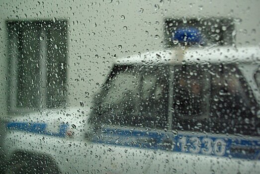 Челябинцы не могут поставить на учет машину и получить водительские права