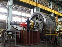 Уралмашзавод произвел для Гайского ГОКа первую в России шахтную подъемную машину