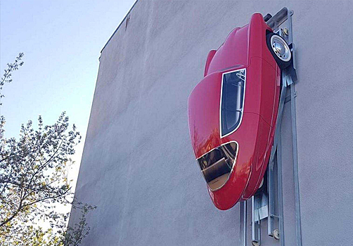 Новые электромобили можно будет парковать на стенах домов