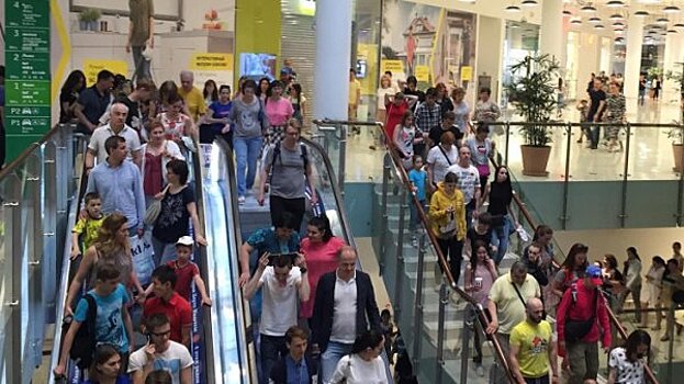 Посетителей эвакуируют из столичного ТЦ «Авиапарк»