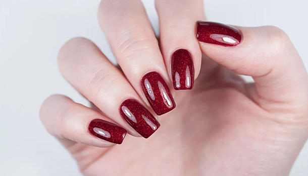 Маникюр в цвете марсала. 20 фото идей