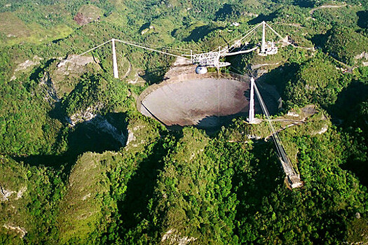 Одна из крупнейших в мире обсерваторий "Аресибо" разрушилась