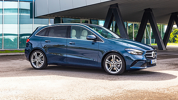 В России появился дешевый компактвэн от Mercedes