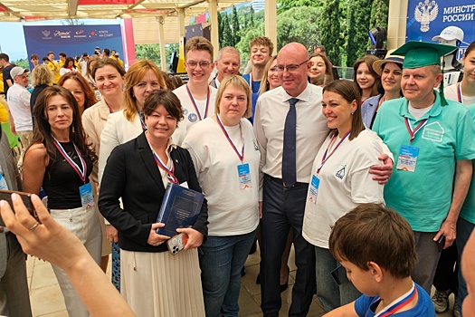 Артековцы опробовали современные строительные технологии