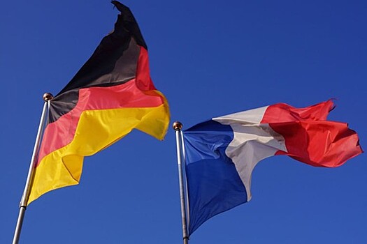 Кабмин Германии: Берлин и Париж контактируют по вопросу "Северного потока-2"