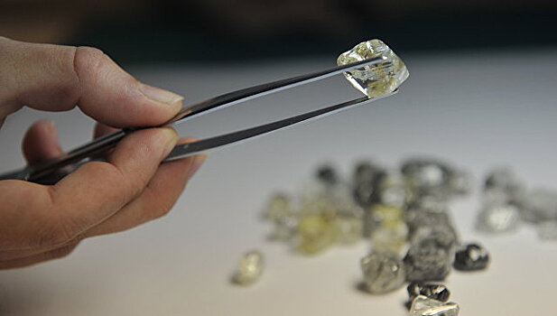 «Алроса» продала алмазы и бриллианты на $257,6 млн