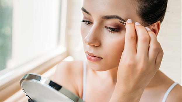 Секретный домашний ритуал, который вернет густоту бровям