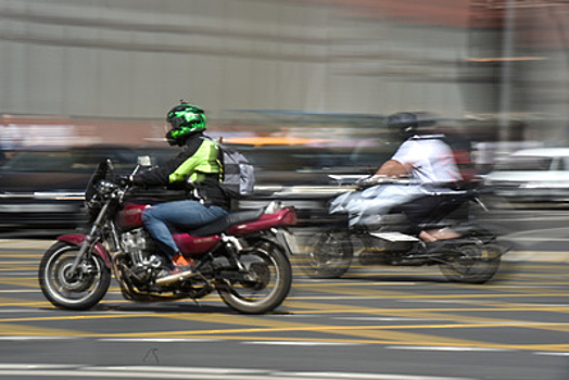 Более 100 патрульных мотоциклистов задействуют в обеспечении безопасности на дорогах Подмосковья 9-12 мая