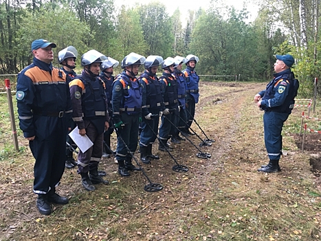 Сотрудники центра «Лидер» приступили к новому этапу работ по очистке местности в Новой Москве