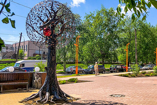 В РПЦ назвали религиозным невежеством установку "памятника Сатане" в Кирове