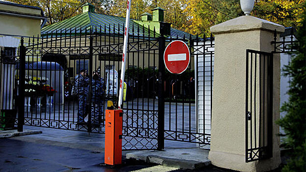 В Крыму запретят посещение кладбищ на Пасху из-за коронавируса