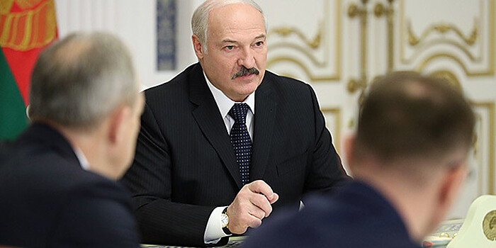 Лукашенко: Людям нужна правдивая информация по существу