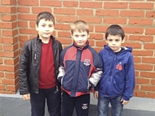 Два чеченских школьника спасли упавшего в реку товарища