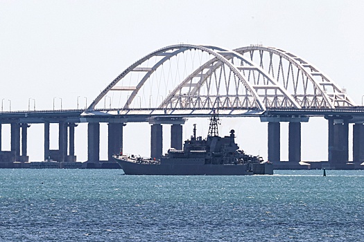 Захарова: Москва предупредила Запад об ударе возмездия за атаку на Крымский мост