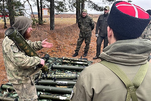 Казаки Северо-Запада отработали боевые навыки на полигоне в Ленобласти