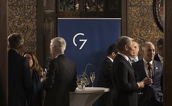 Путин напомнил, что Россия не просилась в G7