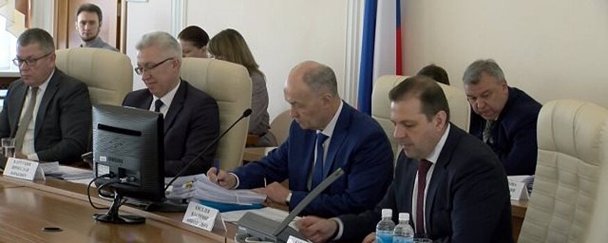 Депутаты Заксобрания предлагают освободить от «вмененки» 1,5 тысячи предпринимателей