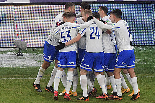 Спорный пенальти помог "Динамо" обыграть "Спартак"