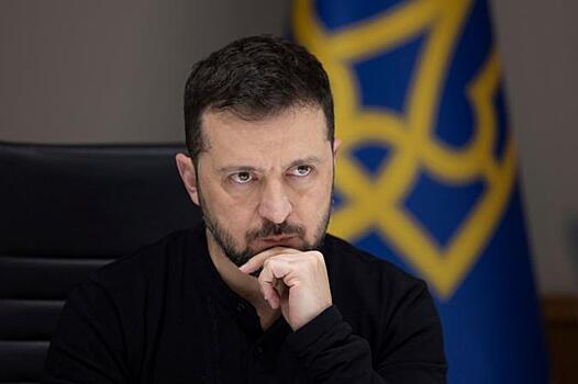 Зеленский публично признался в террористической атаке на аэродромы России