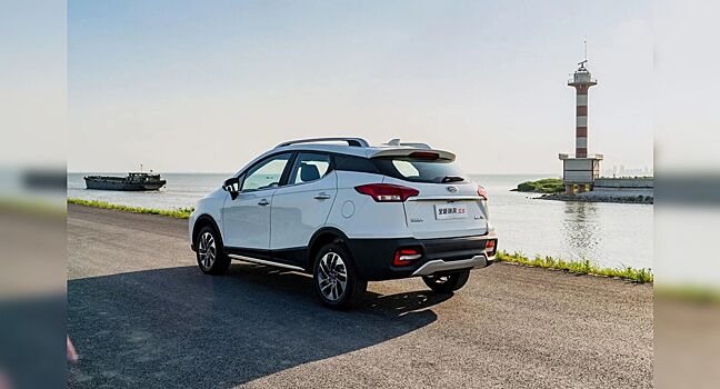 Комплектации Kia Seltos, но по цене от ₽724 тыс.: в Россию едет новый кроссовер JAC S3