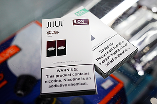 Основатели Juul потеряли сотни миллионов долларов из-за эпидемии среди вейперов