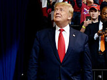 NYT: Блумберг потратит 100 миллионов долларов на рекламу против Трампа