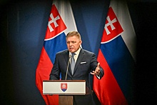Фицо заявил о намерении упорядочить отношения Словакии и России