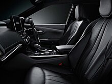 Toyota представила в Японии две спецверсии Toyota Crown