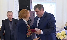 Глава Калининграда вручил первые юбилейные медали ветеранам и труженикам тыла