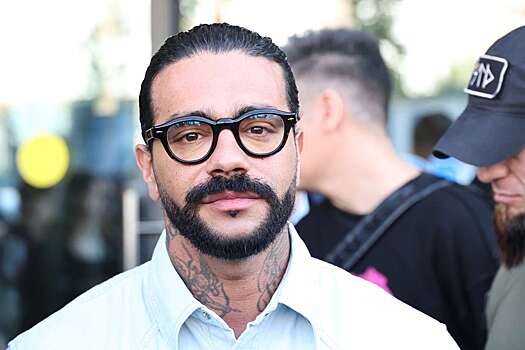 Экс-девушка Тимати опубликовала дерзкое фото в кожаном луке