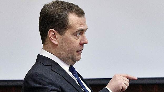Медведев рассказал об эмоциях знакомых после отдыха в Крыму