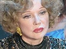 «Думайте о черном дне»: Гурченко обратилась к поклонникам спустя 10 лет после кончины