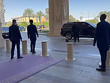 Появилось видео прибытия российской делегации на переговоры в Эр-Рияде