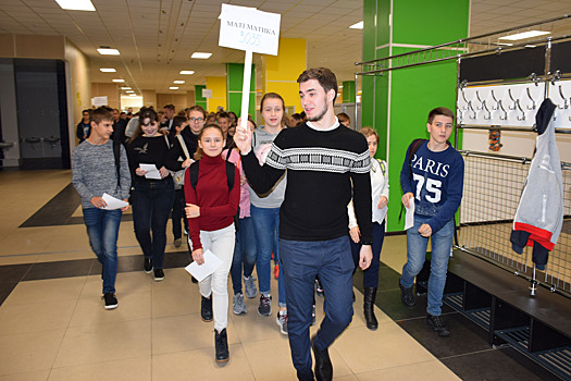 Школьники поучаствовали в турнире Михаила Ломоносова