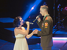 Когда поют солдаты и… приставы