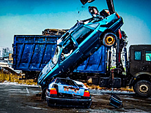 Блогеры умудрились продать 130 машин за три дня, чтобы накопить на Ferrari