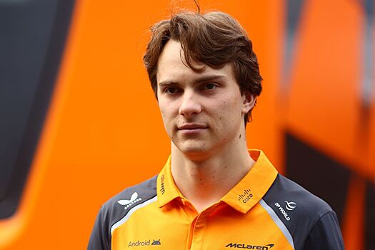 Ральф Шумахер назвал команду, в которую могут перейти Леклер и Пиастри