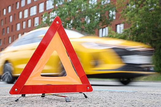 Таксист-мигрант со знакомыми напал на пассажира в российском регионе