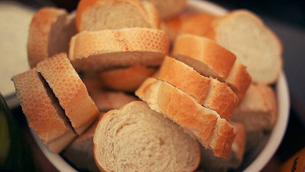 Эксперты Роспотребнадзора дали рекомендации по выбору качественного хлеба