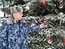 Начальник УФСИН России по Кировской области Кирилл Попов присоединился к новогодней акции «Елка желаний»