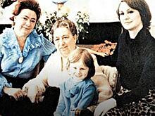 Скончавшаяся еще два месяца назад внучка Брежнева до сих пор так и не похоронена