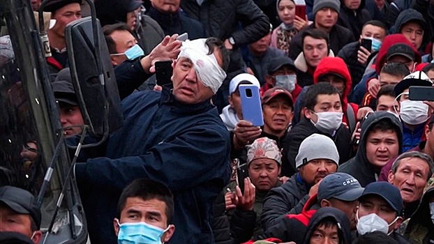 Противостояние Севера и Юга: кто стоит за беспорядками в Киргизии и где ожидать новых протестов