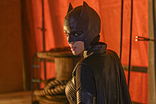 В Warner Bros. объяснили, почему выгнали Руби Роуз из "Бэтвумен"