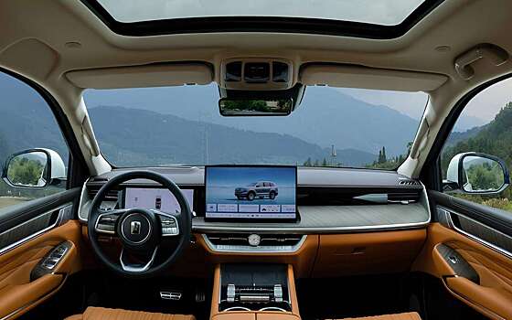 Популярный в РФ рамный внедорожник вышел в продажу после обновления