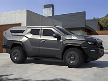 Новый Cadillac Escalade превратили в безумный трехрядный броневик